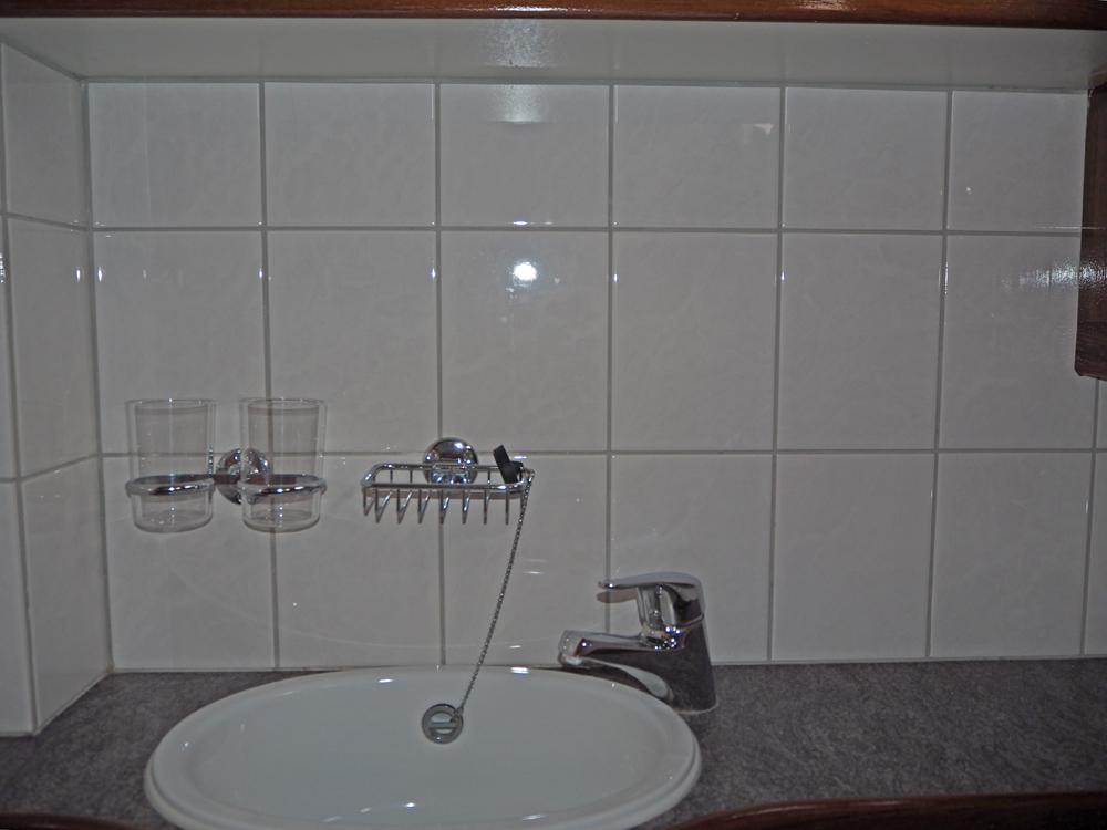 Fore ship, Accommodation